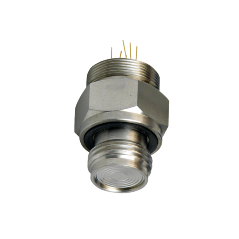 Flat diaphragm pressure sensor with raised edge